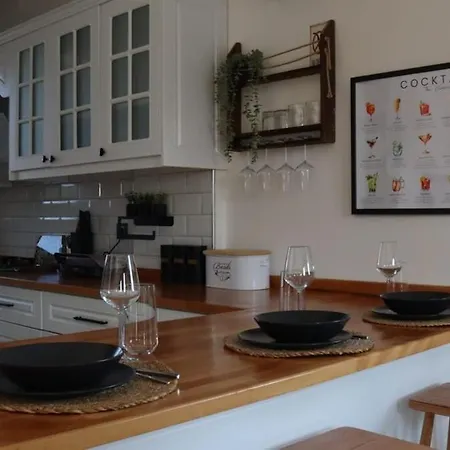 5 Km To Alacati, Luxury With Garden And Pool Βίλα